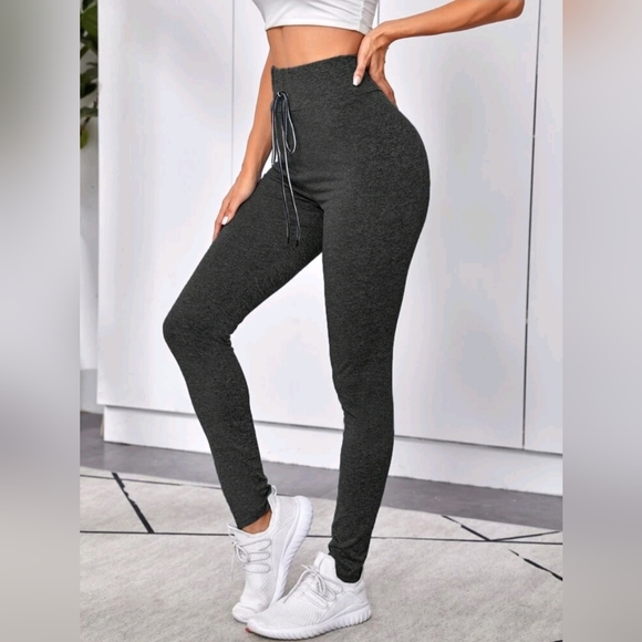 High waisted shein leggings/ joggers - Picture 1 of 4